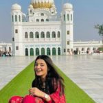 Shooting videos and pictures outside sacred places have become so common in Pakistan ( (Urdu News)