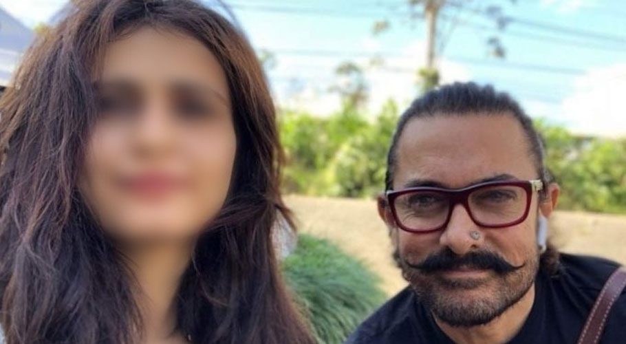 Aamir Khan will star in Laal Singh Chaddha with Kareena Kapoor Khan (Online)