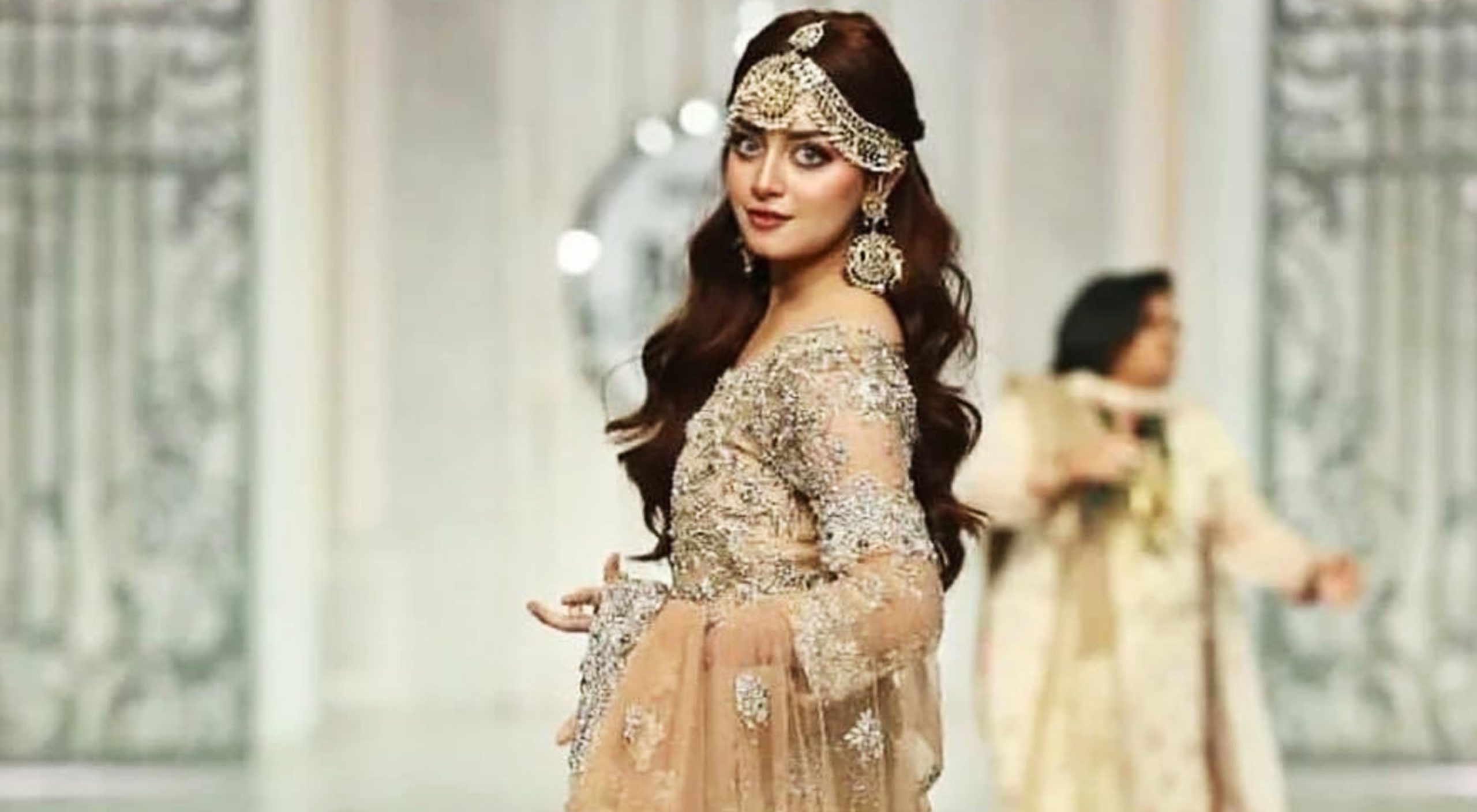 Alizeh Shah is a Pakistani actress (Instagram)