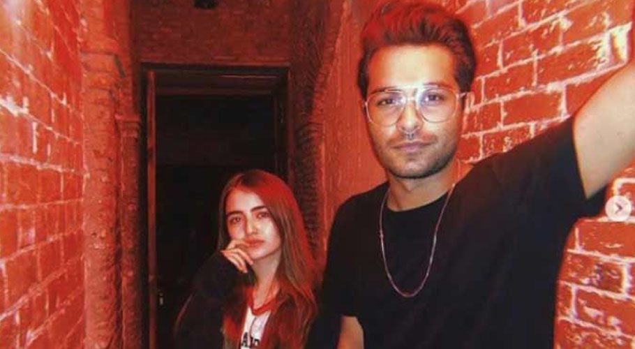 Merub Ali is being candid about her alleged engagement with Asim Azhar (Daily Times)
