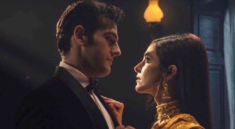 Azaan Sami Khan is back with another music video (Dawn Images)