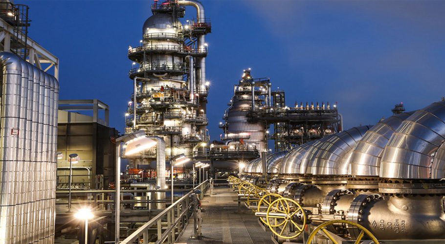 Pakistan Refinery Limited says that if production had continued, oil would have been wasted. (Photo: Business Recorder)