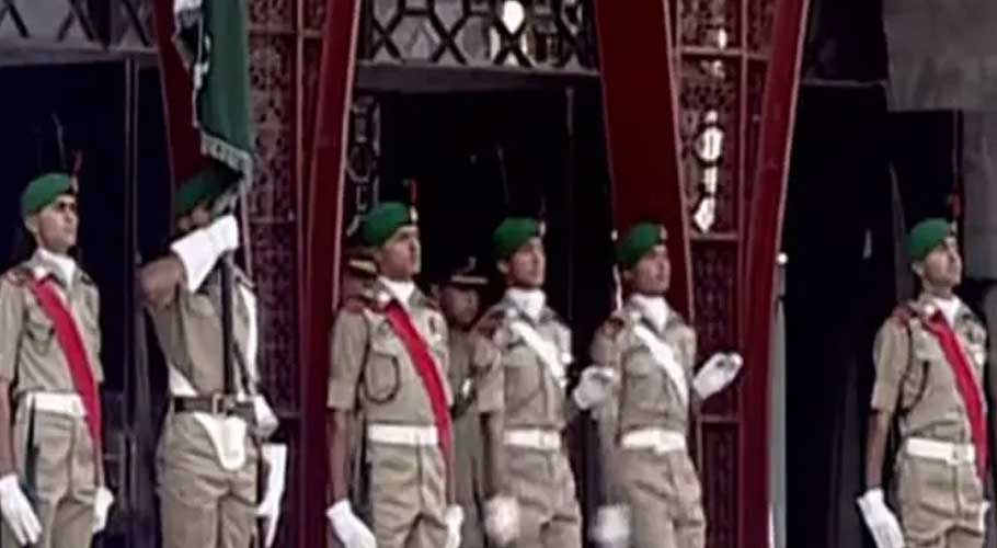 A change of guards ceremony took place at the Mazar-i-Quaid in Karachi. (Source: Screengrab)
