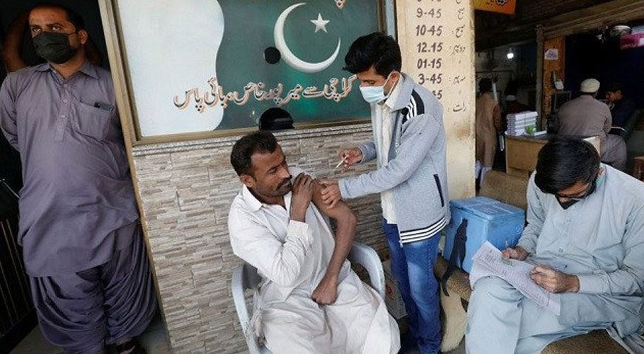 Prize distributed among provincial, district teams