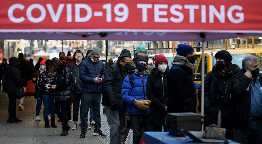 The death toll from the Covid-19 pandemic surpassed 900,000. Source: Bloomberg.