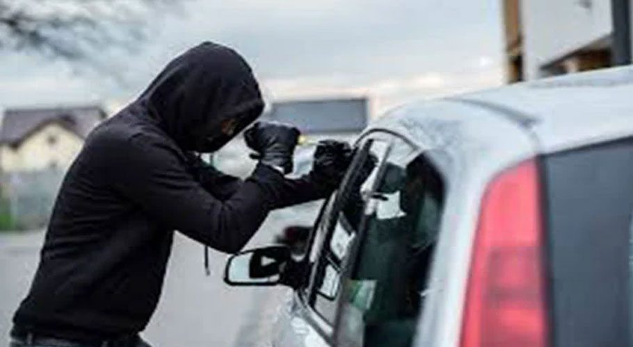 Comedian Shakeel Siddiqui’s car stolen outside his Karachi house