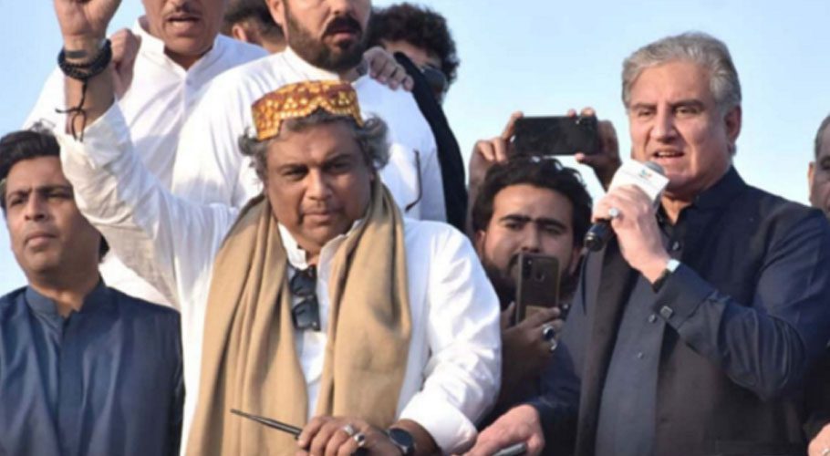 PPP luring workers with Rs30k each for its long March: Qureshi