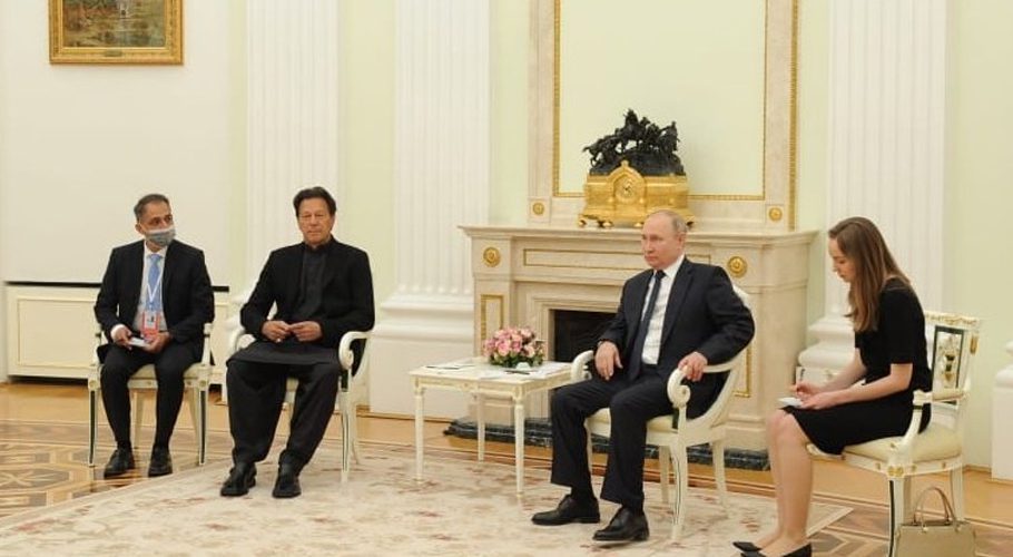 Prime Minister Imran Khan met Russian President Vladimir Putin in Moscow. Source: Twitter.