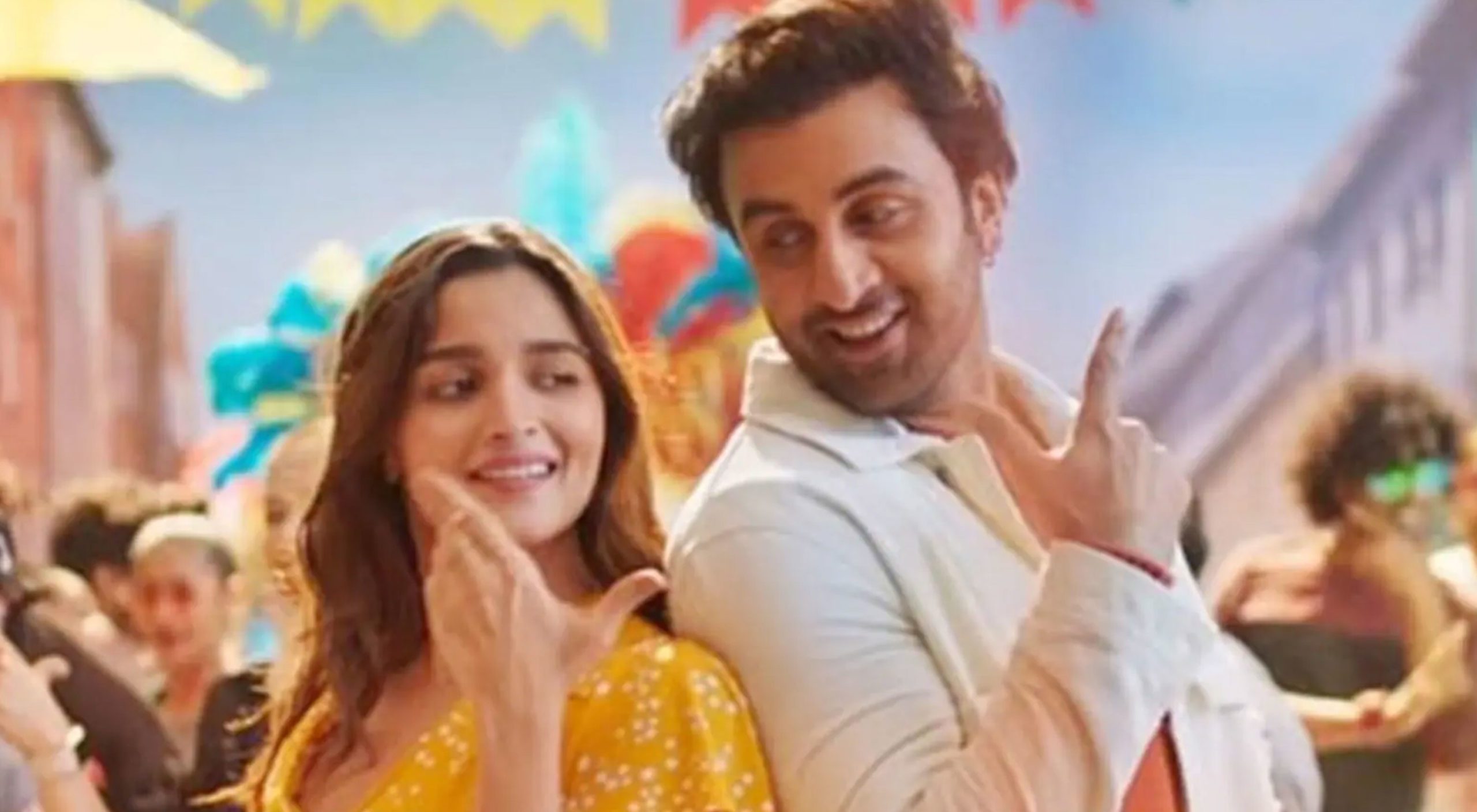 Alia Bhatt, Ranbir Kapoor to get married this month