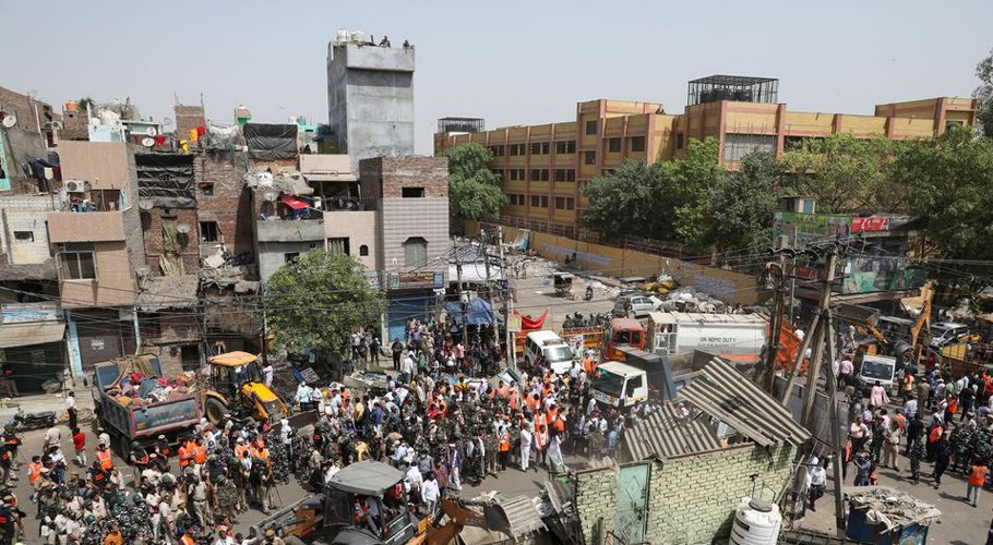 At least 20 people were arrested after clashes between Hindus and Muslims. Source: Reuters.