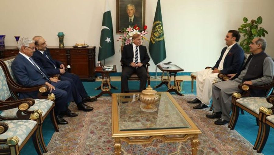 Asif Ali Zardari called on Prime Minister Shehbaz Sharif. Source: PID.