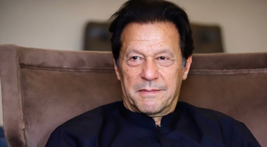 Imran proposes another extension for Gen Bajwa, says new COAS should be appointed after elections