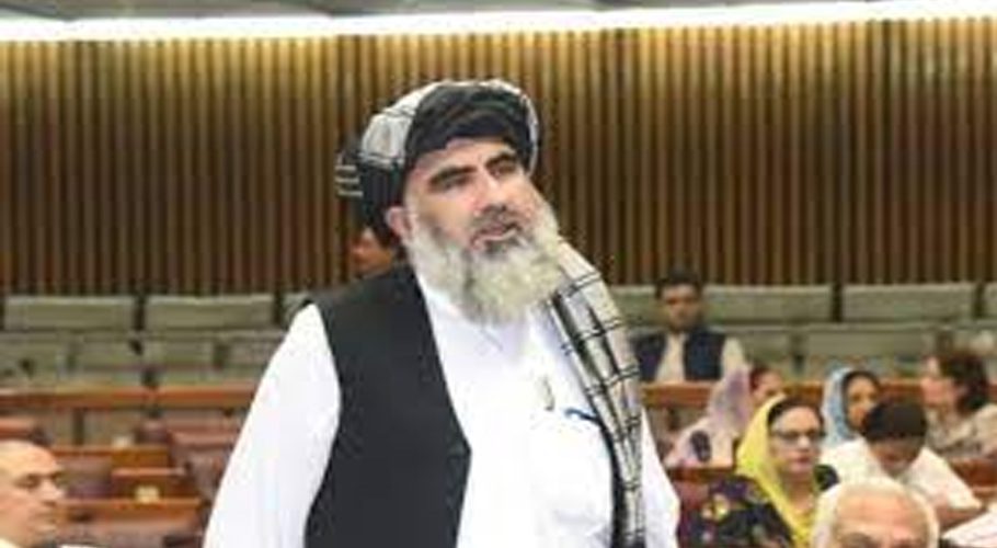 Federal religious affairs minister Abdul Shakoor dies in road accident