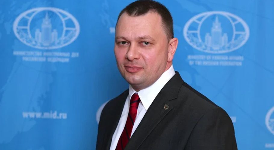 Russian Consul General Andrei Fedorov said that Russia was still ready to supply cheap oil to Pakistan. You contact (Photo: ARY)