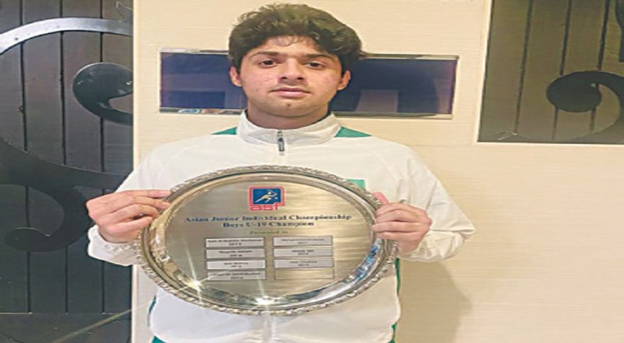 Pakistan's Noorzaman becomes Asian Junior Squash Champion (Photo Dawn)
