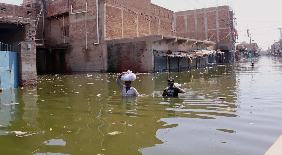 (Photo: The Guardian) Due to flood risk in Badin, the administration has issued an evacuation alert