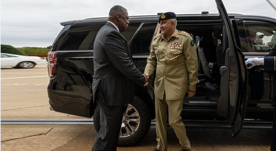 US Defense Secretary Lloyd Austin greets Chief of Army Staff Gen Qamar Javed Bajwa. (Image: Twitter @SecDef)