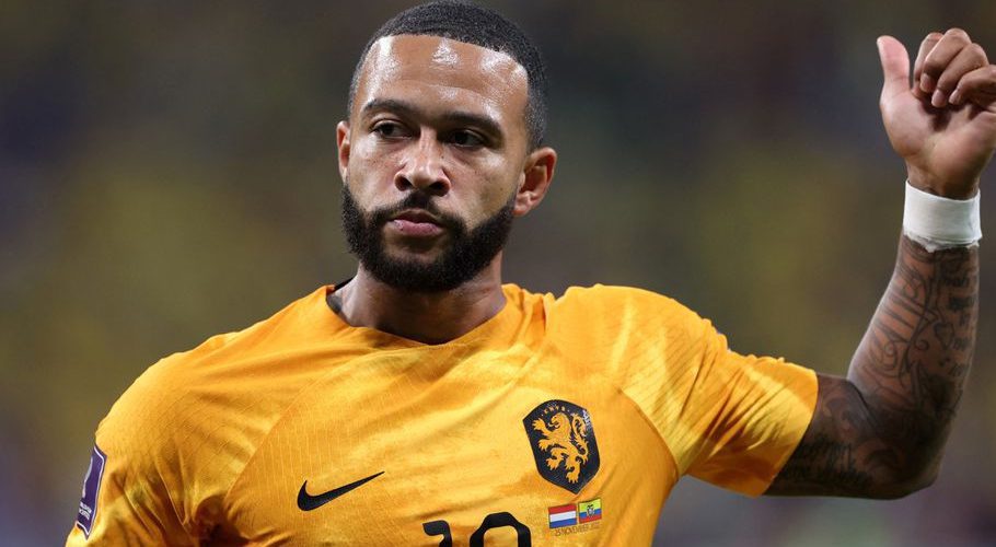 FIFA World Cup Qatar 2022 - Group A - Netherlands v Ecuador - Khalifa International Stadium, Doha, Qatar - November 25, 2022 Netherlands' Memphis Depay reacts REUTERS/Carl Recine