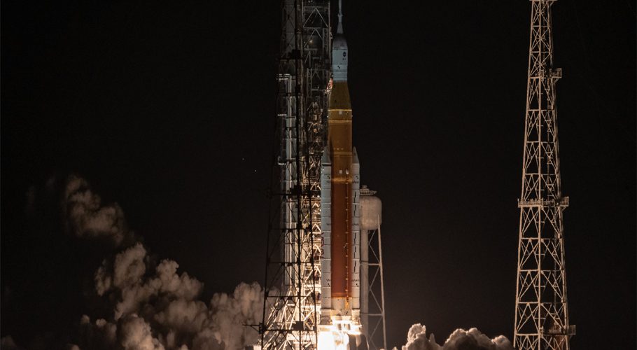 The historic launch of @NASAArtemis I saw @NASA_SLS  and @NASA_Orion  lift off from Launch Pad 9B at @NASAKennedy  on Nov. 16, 2022, at 1:47 a.m. (image: @NASAGroundSys)
