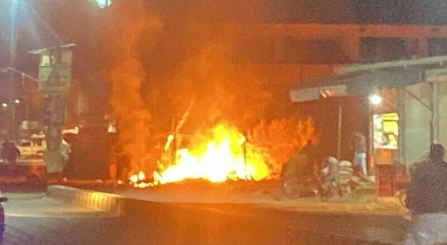 An explosion was reported at the Umar Farooq Chowk in Balochistan’s Khuzdar on Monday. (Image: DawnNewsTV)