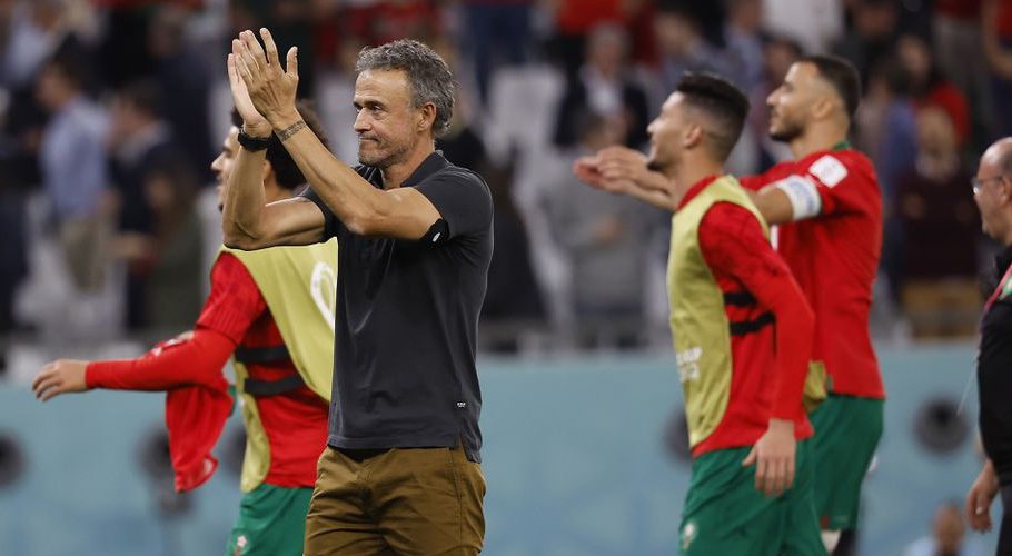 Dec 6, 2022; Ar Rayyan, QATAR; Spain head coach Luis Enrique reacts following the loss against Morocco in penalty kicks in the round of sixteen match of the 2022 FIFA World Cup at Education City Stadium. Mandatory Credit: Yukihito Taguchi-USA TODAY Sports