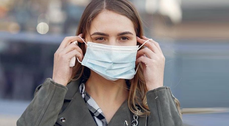 Wearing a face mask can disrupt decision-making in some situations, a new study have revealed (Source: Photo by Gustavo Fring from Pexels)