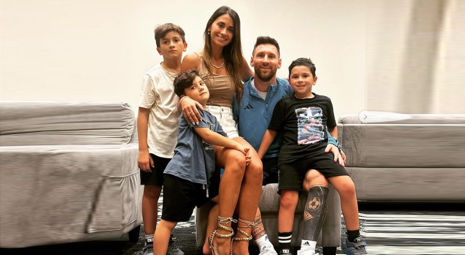 Lionel Messi and his familyIG @leomessi