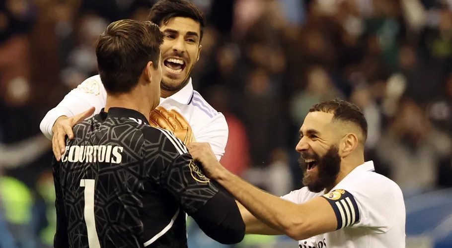 Real Madrid advance to the Spanish Super Cup Finals after a 1-1 draw with Valencia was settled on penalties, 4-3 in favor of Los Blancos.
Photo by GIUSEPPE CACACE/AFP via Getty Images