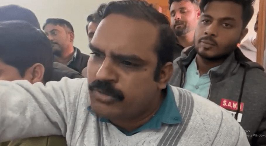Bol News journalist Shahid Aslam was arrested by FIA on Saturday. — Picture via Shahid Aslam/Twitter