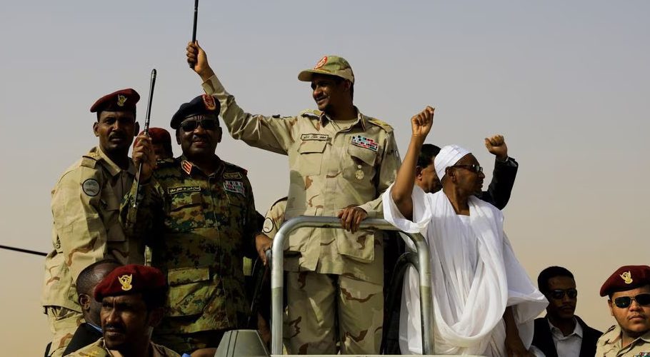 Mohamed Hamdan Dagalo, head of the Rapid Support Forces, greets his supporters as he arrives at a meeting in Aprag, Sudan, June 22, 2019. REUTERS/Umit Bektas/File Photo
