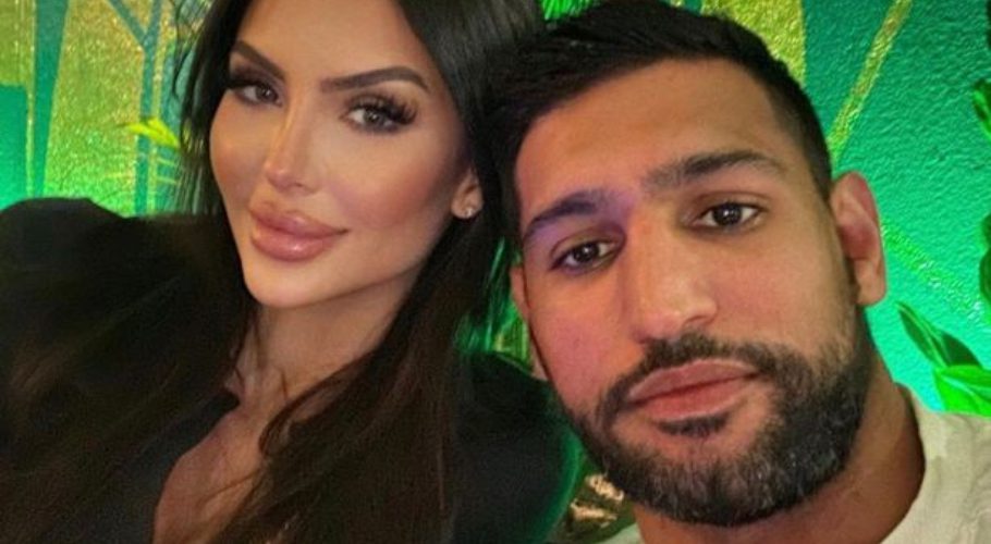 Amir Khan