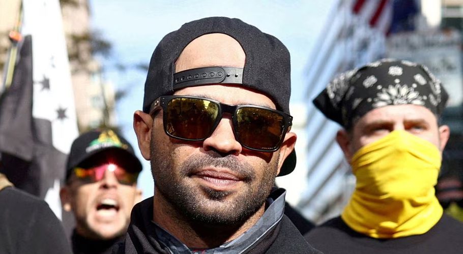 Members of the far-right Proud Boys, including leader Enrique Tarrio (C), rally in support of U.S. President Donald Trump to protest against the results of the 2020 U.S. presidential election, in Washington, U.S. November 14, 2020. REUTERS/Hannah McKay/File Photo Acquire Licensing Rights