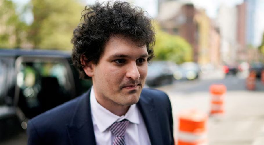 Sam Bankman-Fried, the founder of bankrupt cryptocurrency exchange FTX, arrives at court as lawyers push to persuade the judge overseeing his fraud case not to jail him ahead of trial, at a courthouse in New York, U.S., August 11, 2023. REUTERS/Eduardo Munoz/File Photo Acquire Licensing Rights