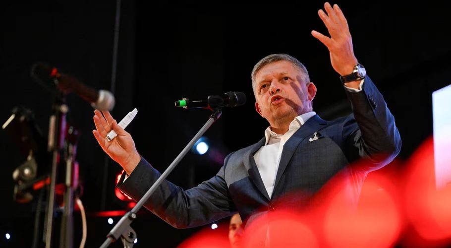 Slovakia's former Prime Minister and leader of SMER-SSD party Robert Fico attends the party's election campaign rally, ahead of Slovakia's early parliamentary election in Banovce nad Bebravou, Slovakia, September 14, 2023. REUTERS/Radovan Stoklasa Acquire Licensing Rights