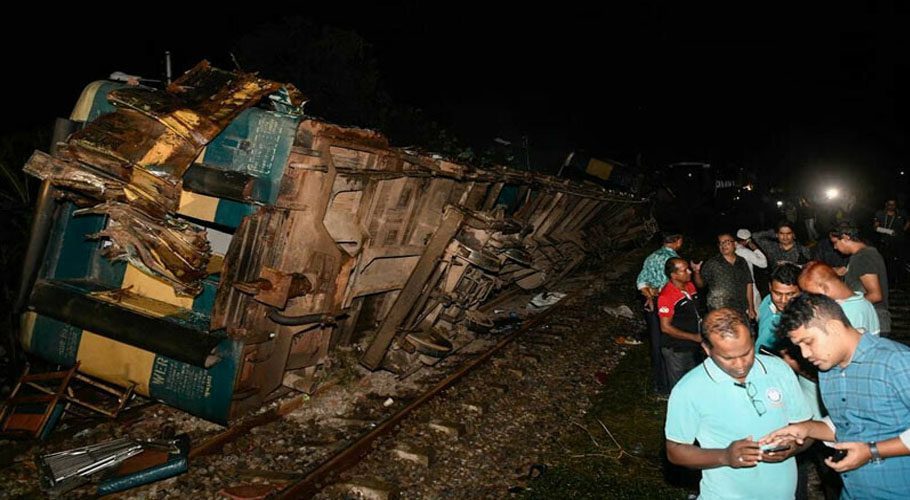 17 killed over 100 injured in Bangladesh train accident