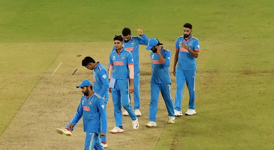 Cricket - ICC Cricket World Cup 2023 - Final - India v Australia - Narendra Modi Stadium, Ahmedabad, India - November 19, 2023 India players look dejected after losing the ICC Cricket World Cup final REUTERS/Andrew Boyers Acquire Licensing Rights