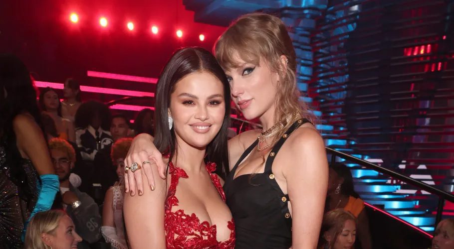 Selena Gomez and Taylor Swift at the 2023 MTV Video Music Awards held at Prudential Center on Sept. 12, 2023 in Newark, New Jersey.
Christopher Polk