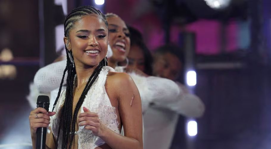 Tyla performs during New Year's Eve celebrations in New York City, New York, U.S., December 31, 2023. REUTERS/Jeenah Moon/File Photo