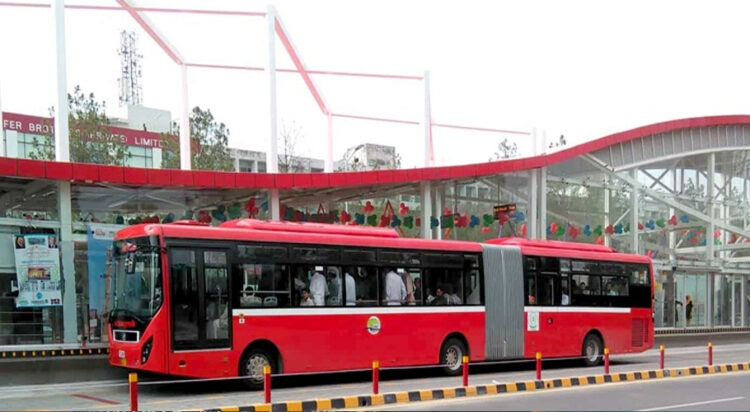 Lahore Metro Bus Service (File Photo)