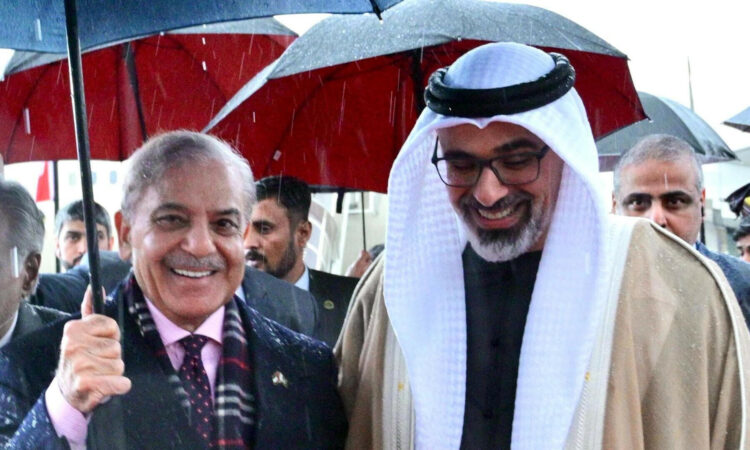 PM welcomes UAE crown prince in Islamabad