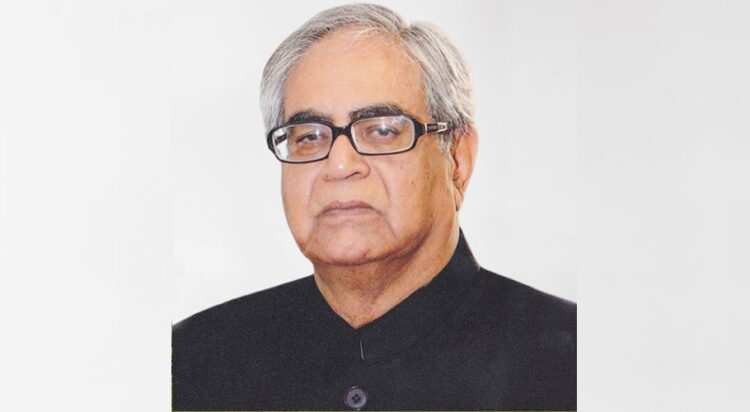 Iftikhar Arif is one of the most prominent Pakistani poets, famous for his cultural romanticism.
