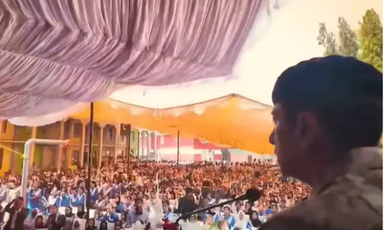 DG ISPR addressing school students