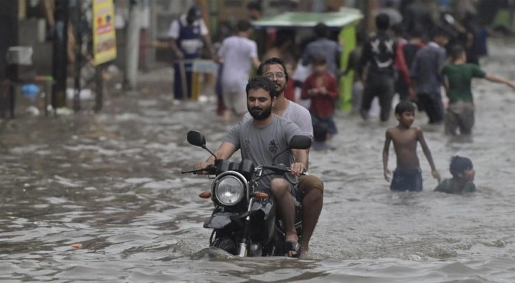 Rain in Lahore