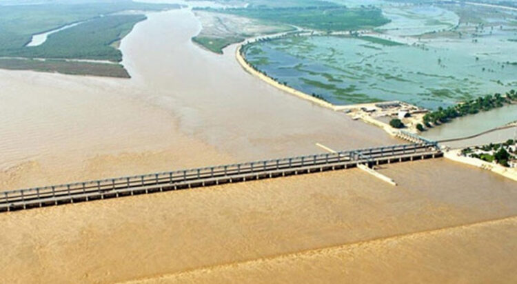 Taunsa Barrage