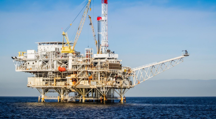 Offshore Oil Rig (Image: maintenanceandcure.com)