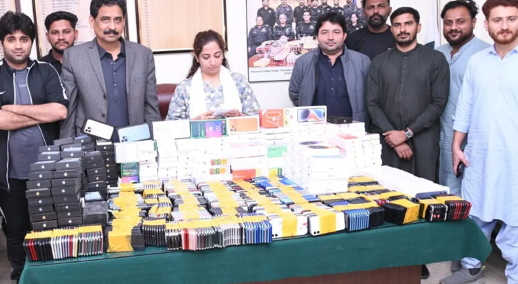 The seized mobile phones are valued at approximately Rs. 62 million, while the Mazda vehicle is estimated to be worth Rs. 25 million, bringing the total value of the case to around Rs. 87 million,“ the press release said.