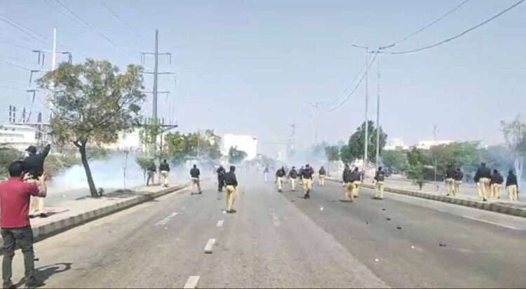 Authorities in Karachi have said that security forces remain in control of the situation and are working to maintain public order. (Screengrab)