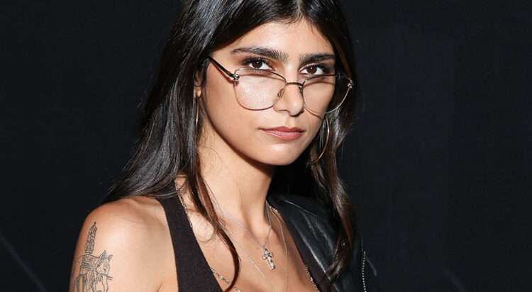 (Credit: officialbespoke.co/mia-khalifa/)
