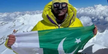 File/ Sajid Ali Sadpara raises Pakistan’s national flag at Nepal's 8167-metre-high Dhaulagiri mountain on May 10, 2025. — Instagram/ @sajidalisadpara