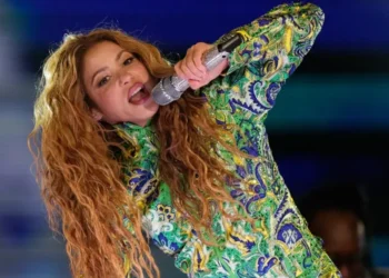 Colombian pop star Shakira performs during her free concert on Copacabana Beach in Rio de Janeiro, Saturday, May 2, 2026. (AP Photo/Silvia Izquierdo)